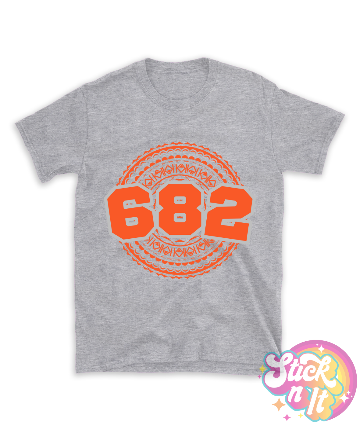 Unisex grey shirt featuring a Polynesian Cook Islands design with area code 682 in orange
