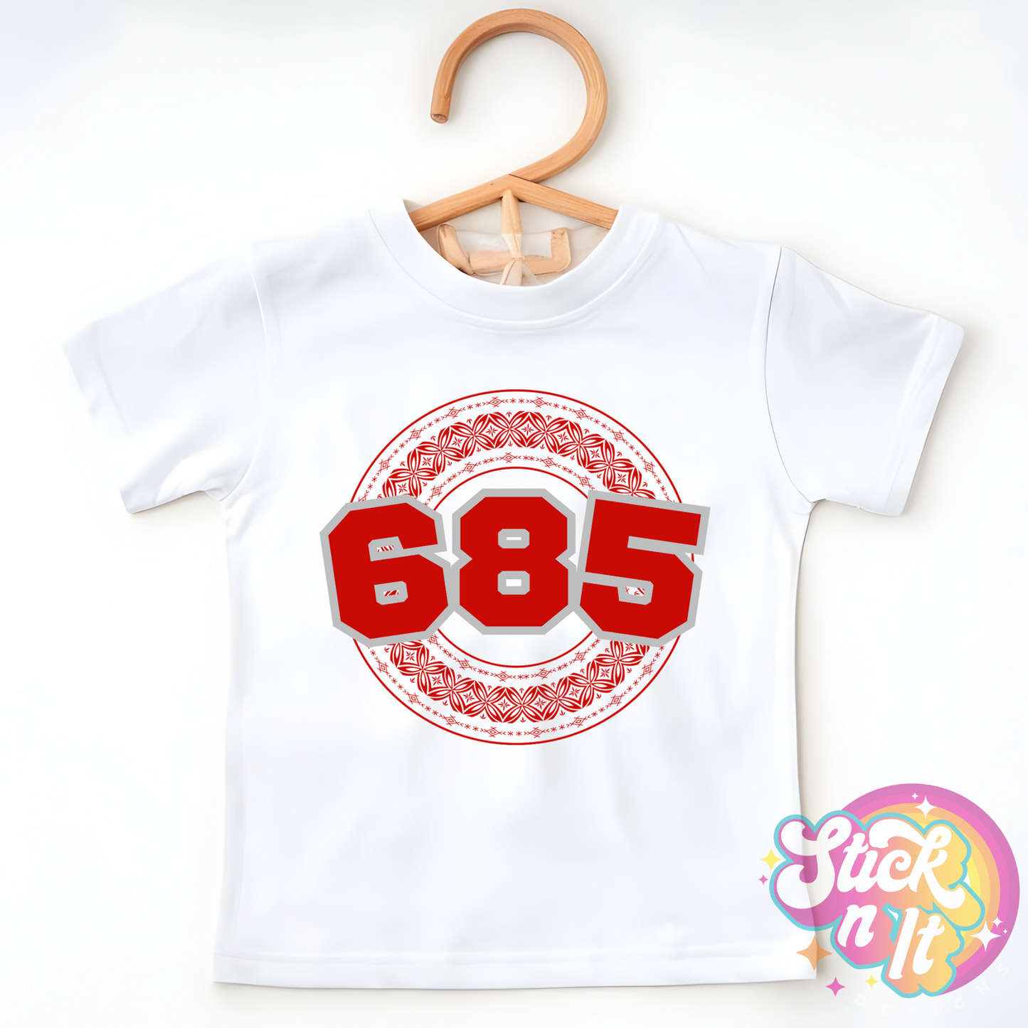 Kids size white shirt featuring a Polynesian Samoa design with area code 685 in red.