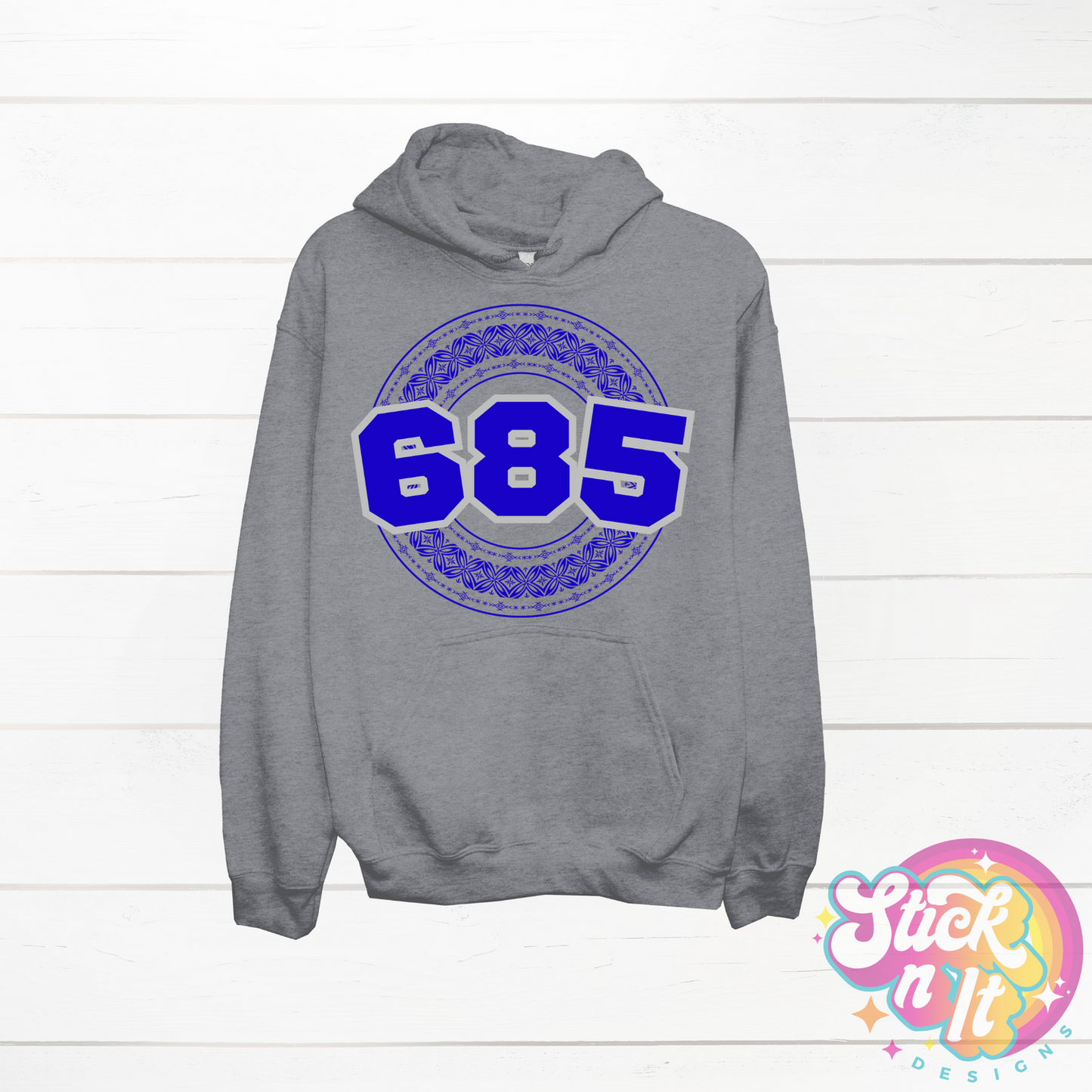 Grey hoodie featuring a Polynesian Samoa design with area code 685 in  blue.