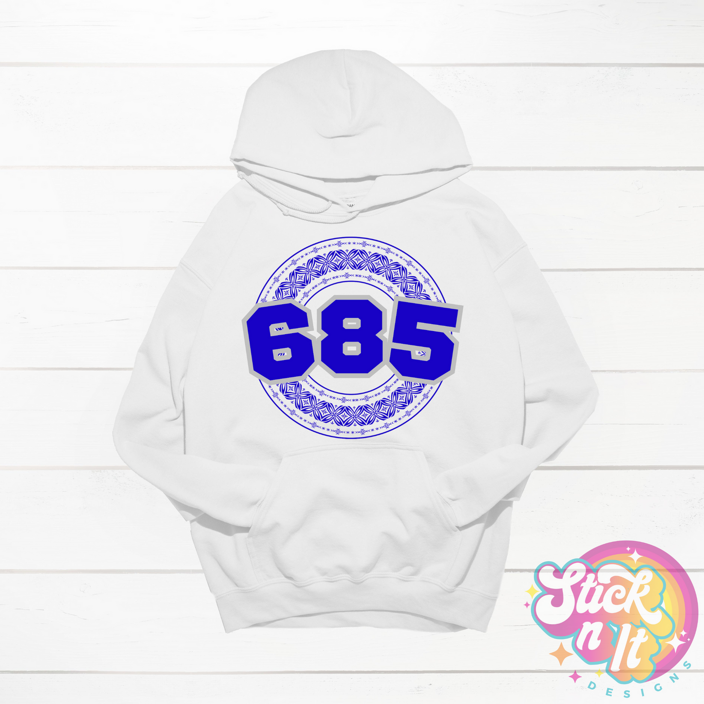White hoodie featuring a Polynesian Samoa design with area code 685 in blue.