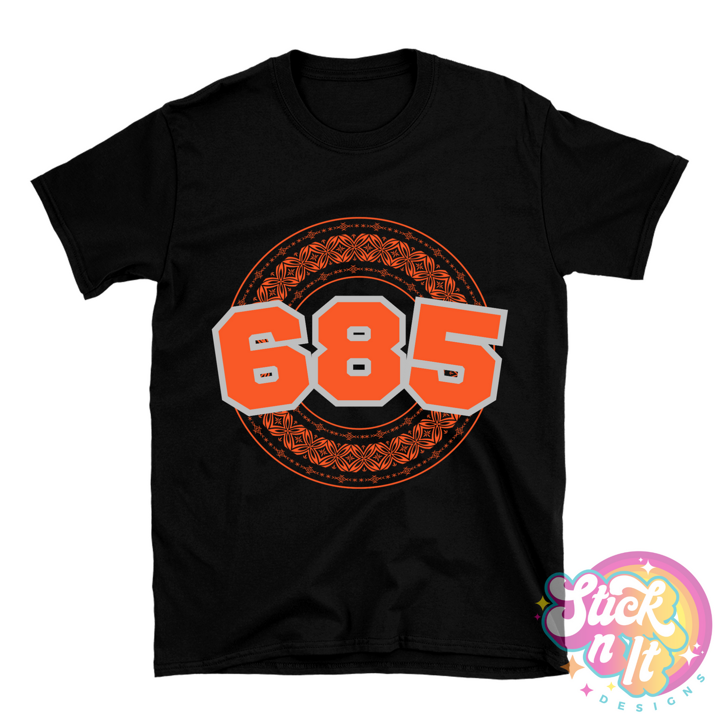 Black shirt featuring a Polynesian Samoa design with area code 685 in orange.