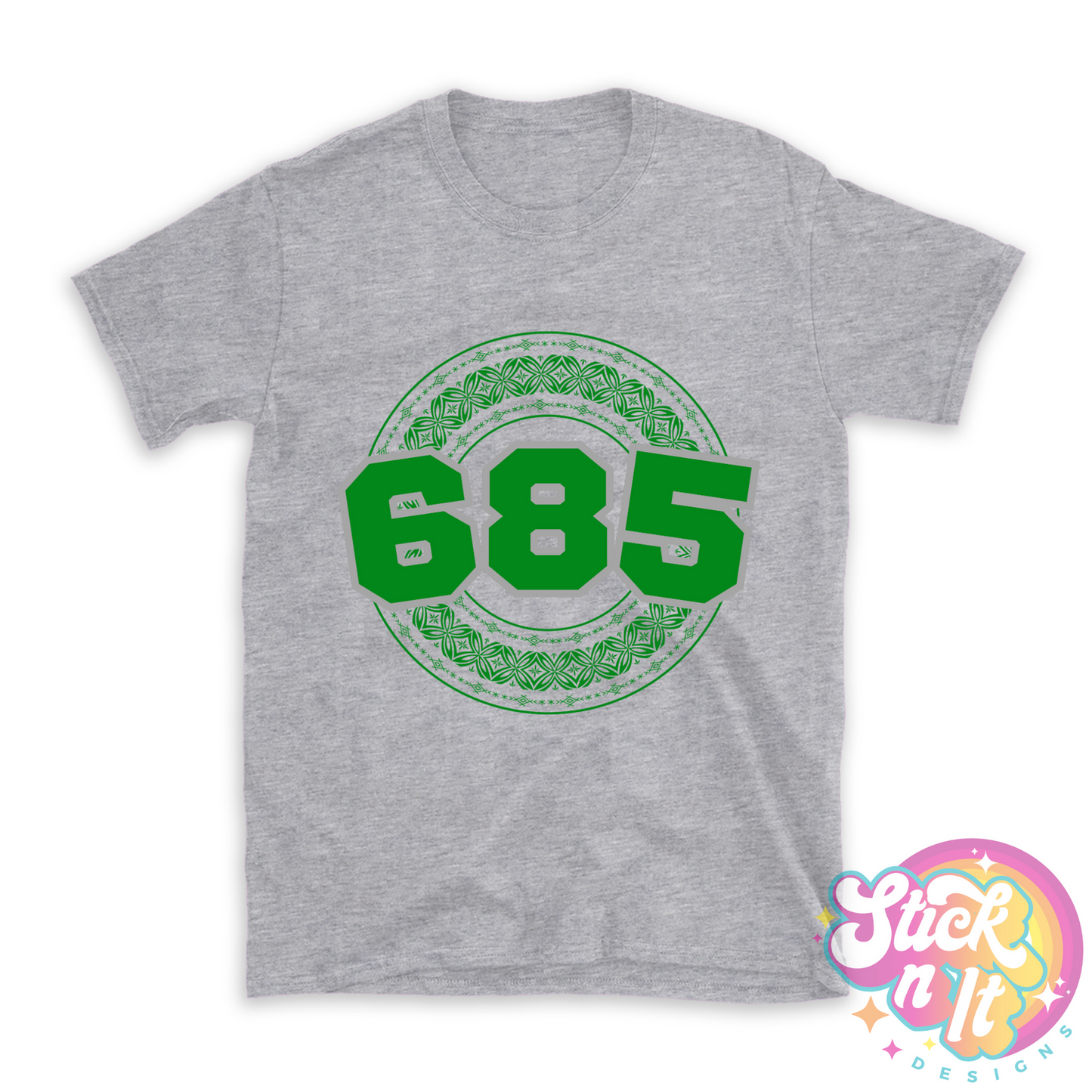 Grey shirt featuring a Polynesian Samoa design with area code 685 in green.