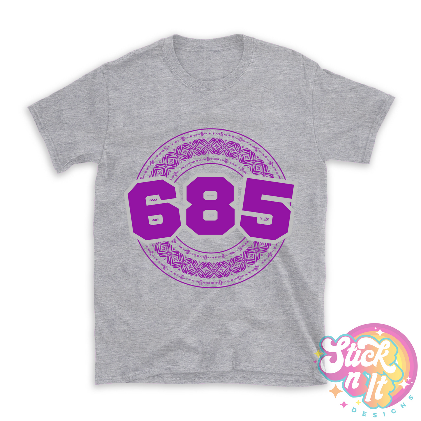 Grey shirt featuring a Polynesian Samoa design with area code 685 in purple.