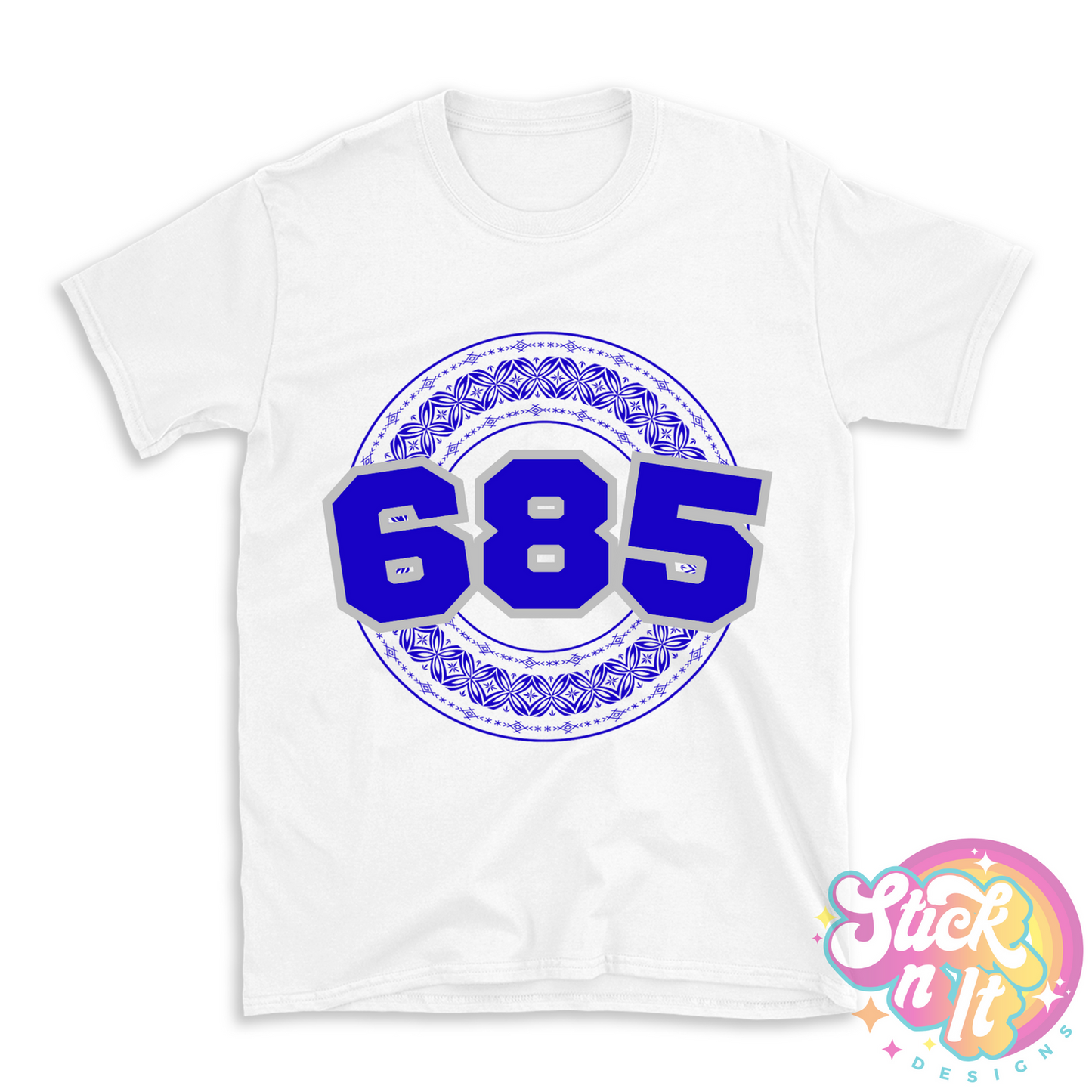 White shirt featuring a Polynesian Samoa design with area code 685 in blue.