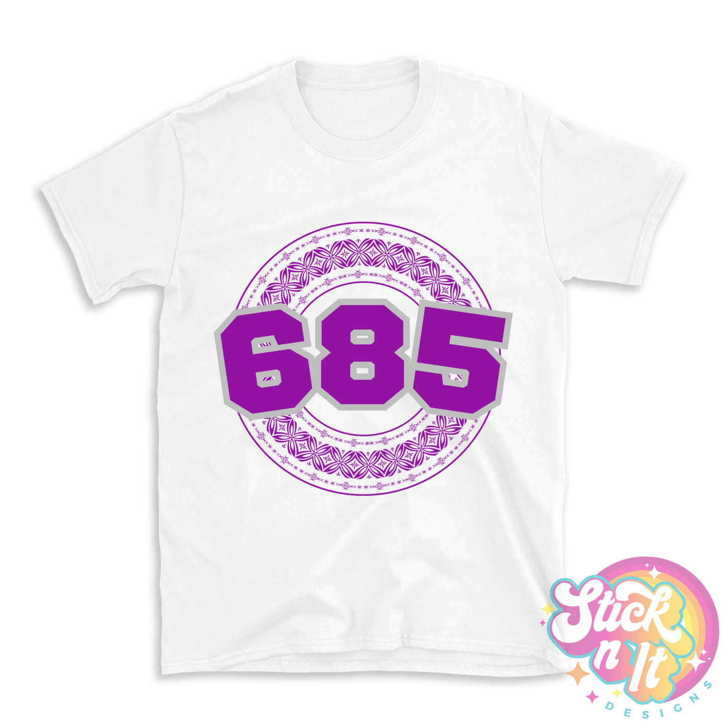 White shirt featuring a Polynesian Samoa design with area code 685 in purple.
